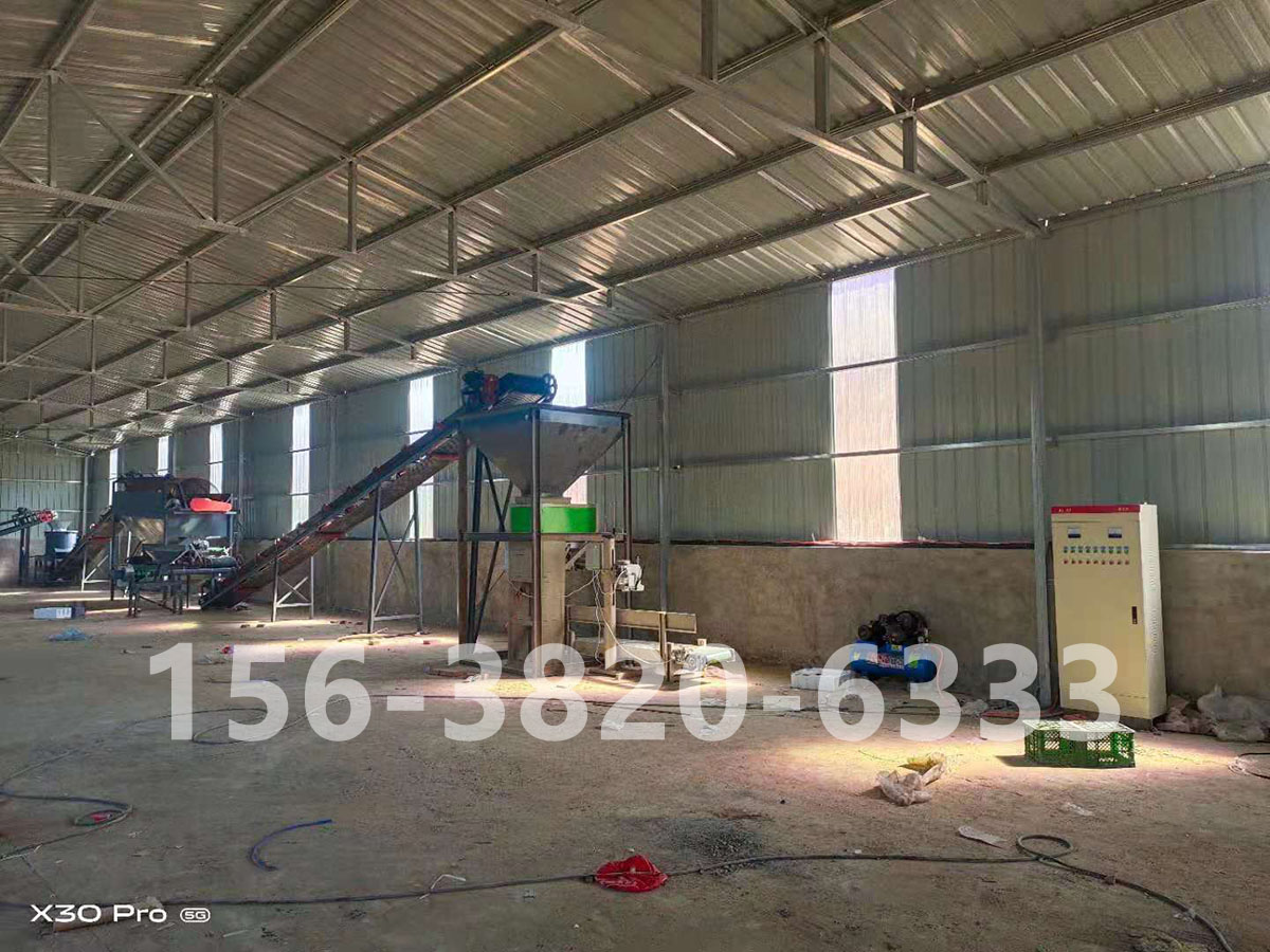 雞糞有機(jī)肥生產(chǎn)線 雞糞有機(jī)肥生產(chǎn)線